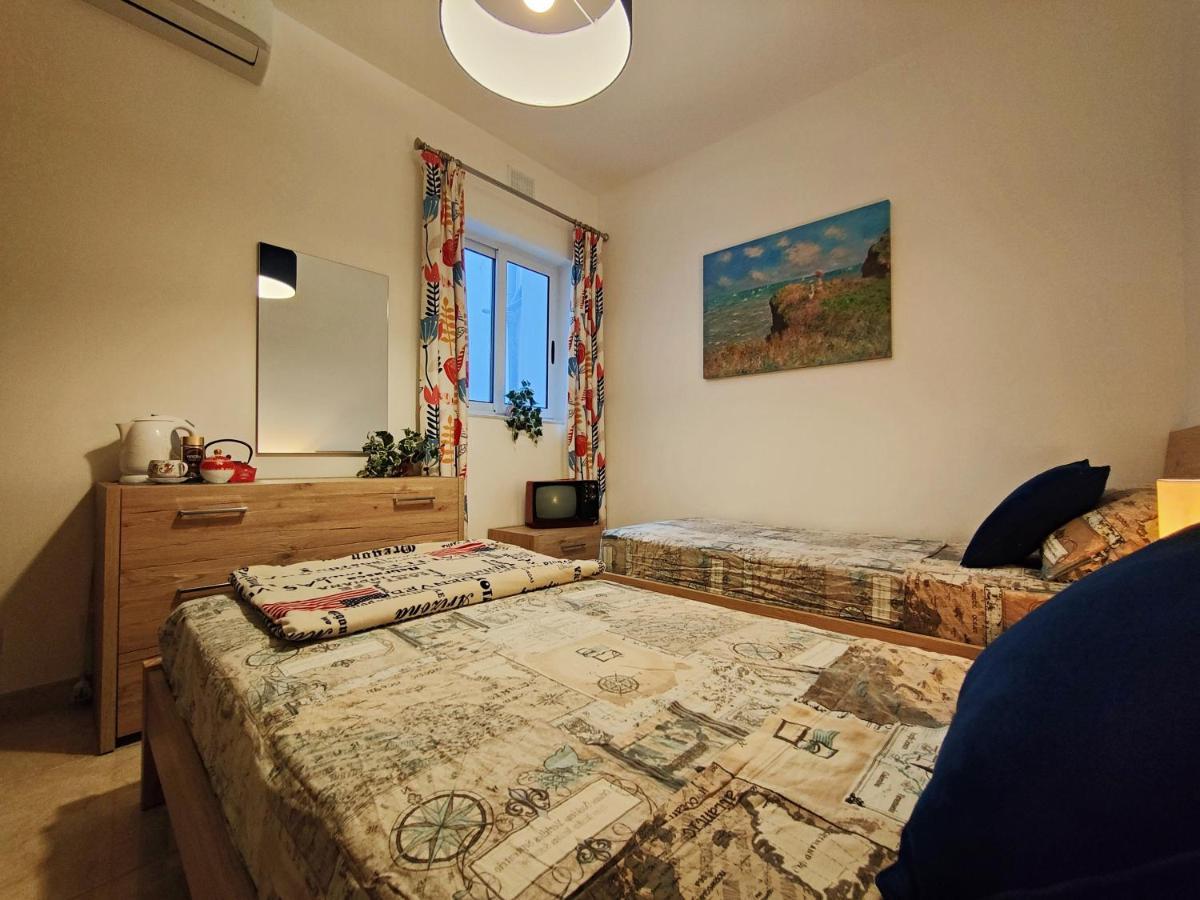 Your Room, Your Apartment, Your Shared Pool Marsalforn Εξωτερικό φωτογραφία