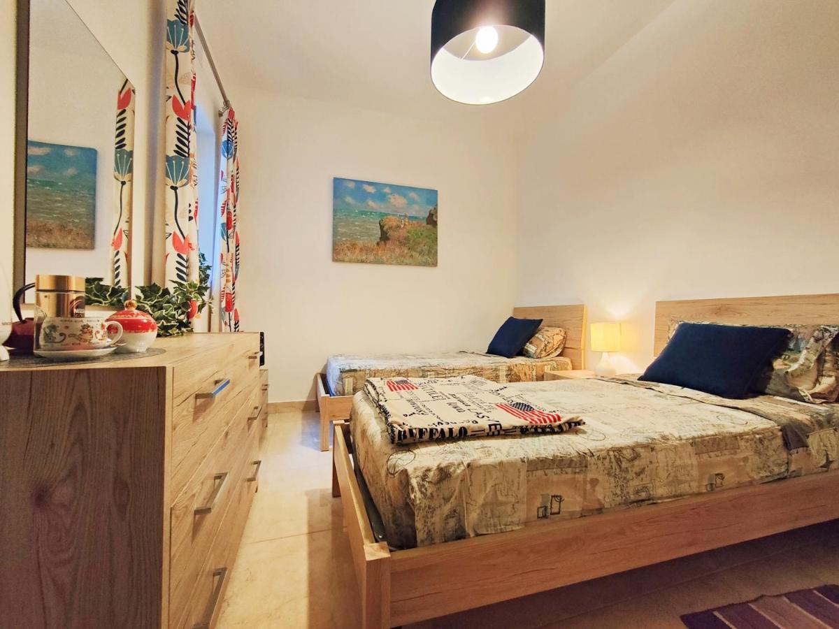 Your Room, Your Apartment, Your Shared Pool Marsalforn Εξωτερικό φωτογραφία